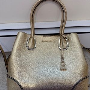 Michael Michael  Kors Mercer Gallery Golden Tote